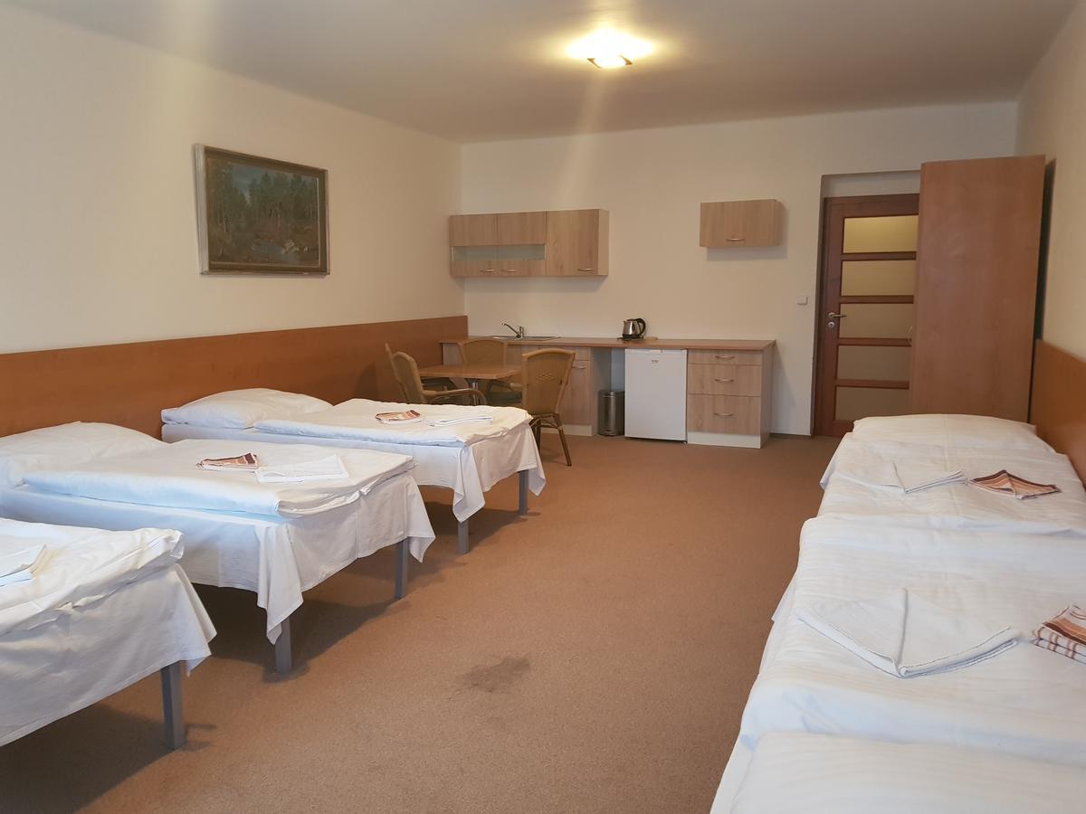 Mestsky Dorinka Hotel Hostinné