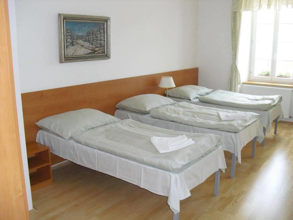 Mestsky Dorinka Hotel Hostinné